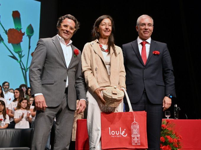 EM LOULÉ, REITORA DA UALG EVOCOU IMPORTÂNCIA DA ACADEMIA NA CONSOLIDAÇÃO DA DEMOCRACIA E DESENVOLVIMENTO REGIONAL
